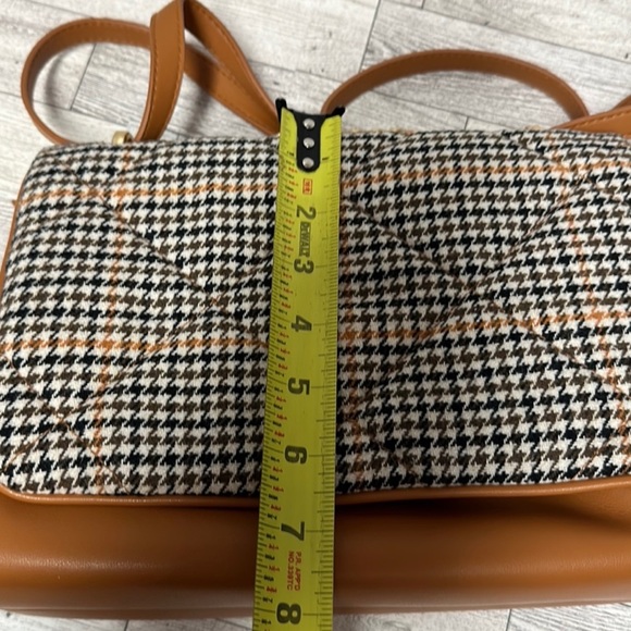 A New Day Plaid Crossbody Bag With Gold Chain - Picture 6 of 16